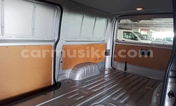 Acheter Occasion Voiture Toyota Hiace Gris à Beitbridge, Matabeleland South Acheter Occasion Voiture Toyota Hiace Gris à Beitbridge, Matabeleland South