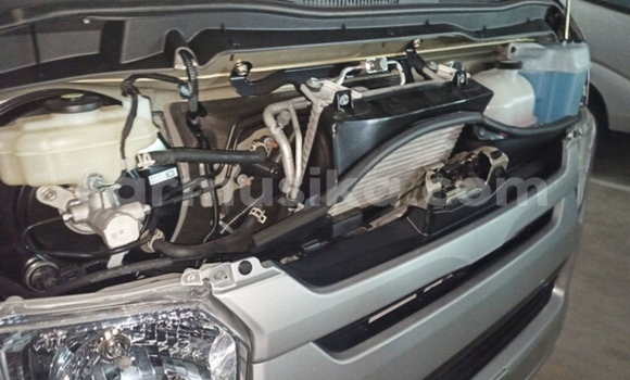 Acheter Occasion Voiture Toyota Hiace Gris à Beitbridge, Matabeleland South Acheter Occasion Voiture Toyota Hiace Gris à Beitbridge, Matabeleland South