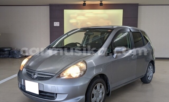 Buy Used Honda Fit Silver Car in Beitbridge in Matabeleland South