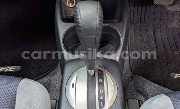 Acheter Occasion Voiture Honda Fit Gris à Beitbridge, Matabeleland South Acheter Occasion Voiture Honda Fit Gris à Beitbridge, Matabeleland South