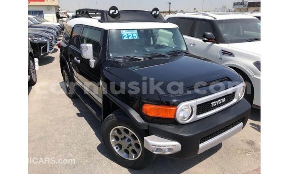 Buy Import Toyota FJ Cruiser Black Car in Import - Dubai in Harare Buy Import Toyota FJ Cruiser Black Car in Import - Dubai in Harare
