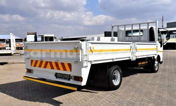 Tenga Tsaru Hino 300 Chena Rori in Harare in Harare Tenga Tsaru Hino 300 Chena Rori in Harare in Harare