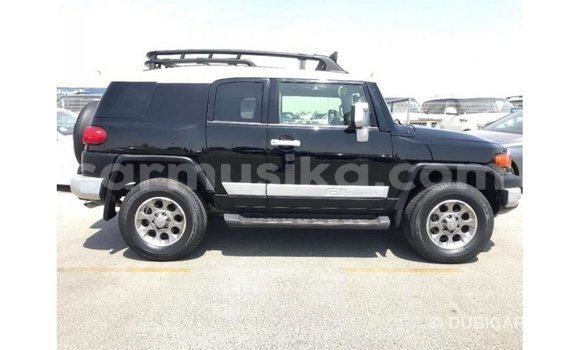 Buy Import Toyota FJ Cruiser Black Car in Import - Dubai in Harare Buy Import Toyota FJ Cruiser Black Car in Import - Dubai in Harare