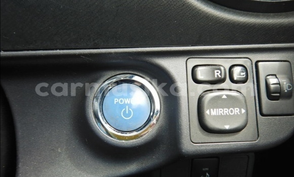 Acheter Import Voiture Toyota Aqua Noir à Beitbridge, Matabeleland South Acheter Import Voiture Toyota Aqua Noir à Beitbridge, Matabeleland South