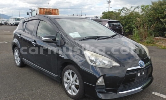 Acheter Import Voiture Toyota Aqua Noir à Beitbridge, Matabeleland South Acheter Import Voiture Toyota Aqua Noir à Beitbridge, Matabeleland South