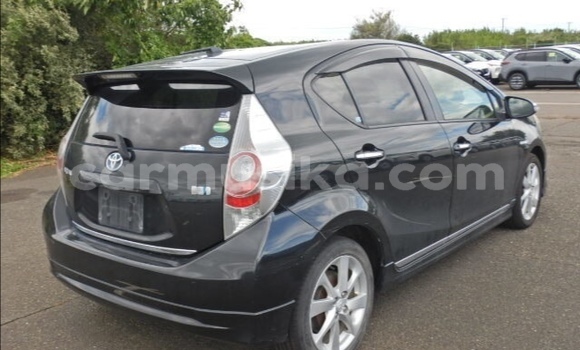 Acheter Import Voiture Toyota Aqua Noir à Beitbridge, Matabeleland South Acheter Import Voiture Toyota Aqua Noir à Beitbridge, Matabeleland South