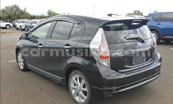 Acheter Import Voiture Toyota Aqua Noir à Beitbridge, Matabeleland South Acheter Import Voiture Toyota Aqua Noir à Beitbridge, Matabeleland South