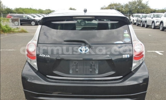 Acheter Import Voiture Toyota Aqua Noir à Beitbridge, Matabeleland South Acheter Import Voiture Toyota Aqua Noir à Beitbridge, Matabeleland South
