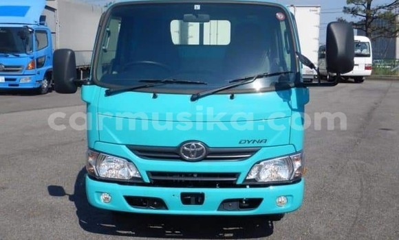 Acheter Occasion Utilitaire Toyota Dyna Vert à Beitbridge, Matabeleland South Acheter Occasion Utilitaire Toyota Dyna Vert à Beitbridge, Matabeleland South