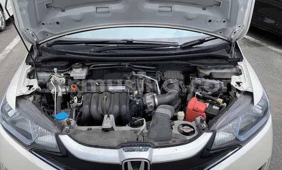 Nunua Ilio tumika Honda Fit Nyeupe Gari ndani ya Beitbridge nchini Matabeleland Kusini Nunua Ilio tumika Honda Fit Nyeupe Gari ndani ya Beitbridge nchini Matabeleland Kusini