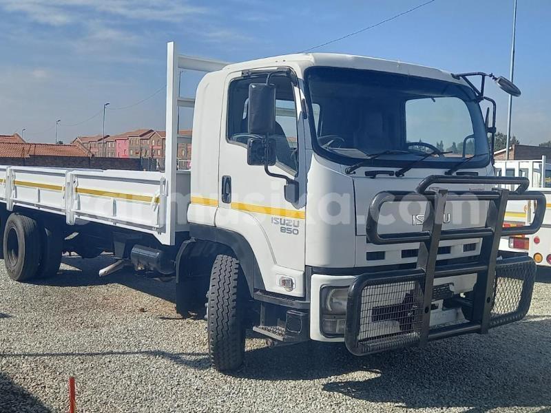 Big with watermark isuzu ftr 850 matabeleland south beitbridge 33698