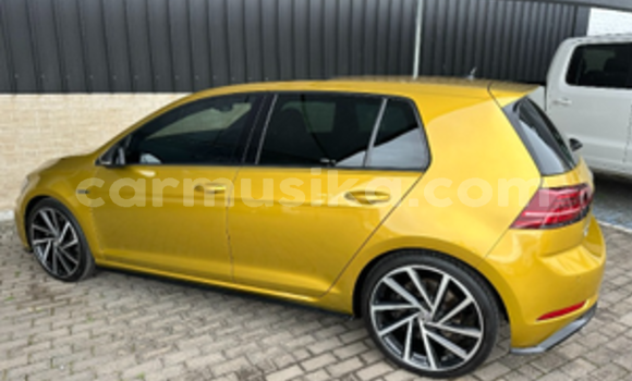 Buy Used Volkswagen Golf R Beige Car in Beitbridge in Matabeleland South