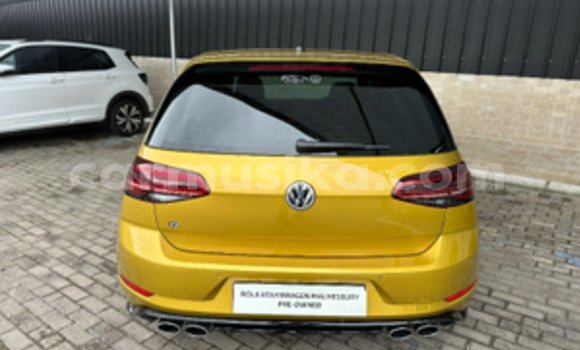 Buy Used Volkswagen Golf R Beige Car in Beitbridge in Matabeleland South Buy Used Volkswagen Golf R Beige Car in Beitbridge in Matabeleland South