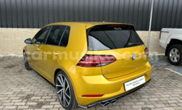 Buy Used Volkswagen Golf R Beige Car in Beitbridge in Matabeleland South Buy Used Volkswagen Golf R Beige Car in Beitbridge in Matabeleland South