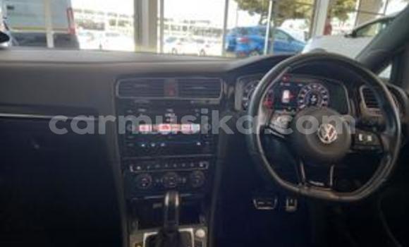 Buy Used Volkswagen Golf R White Car in Beitbridge in Matabeleland South Buy Used Volkswagen Golf R White Car in Beitbridge in Matabeleland South