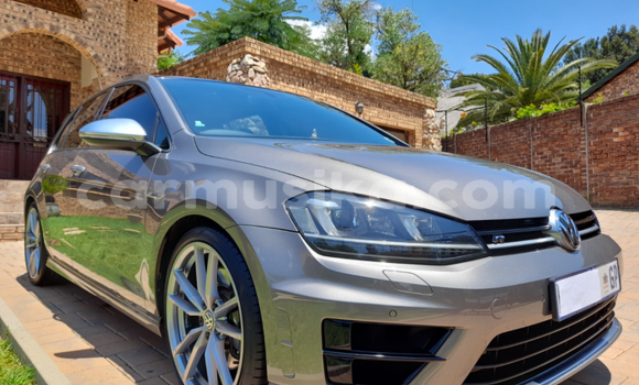 Tenga Tsaru Volkswagen Golf R Sirivha Mota in Beitbridge in Matabeleland South Tenga Tsaru Volkswagen Golf R Sirivha Mota in Beitbridge in Matabeleland South