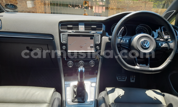 Tenga Tsaru Volkswagen Golf R Sirivha Mota in Beitbridge in Matabeleland South Tenga Tsaru Volkswagen Golf R Sirivha Mota in Beitbridge in Matabeleland South