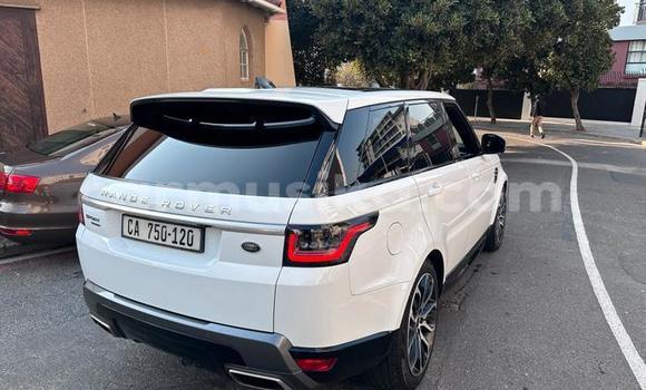 Buy Used Land Rover Range Rover Evoque White Car in Beitbridge in Matabeleland South Buy Used Land Rover Range Rover Evoque White Car in Beitbridge in Matabeleland South