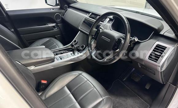 Buy Used Land Rover Range Rover Evoque White Car in Beitbridge in Matabeleland South Buy Used Land Rover Range Rover Evoque White Car in Beitbridge in Matabeleland South