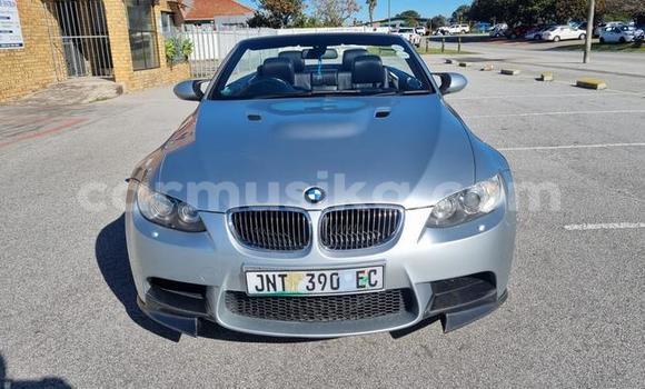 Acheter Occasion Voiture BMW 3–Series Gris à Beitbridge, Matabeleland South Acheter Occasion Voiture BMW 3–Series Gris à Beitbridge, Matabeleland South