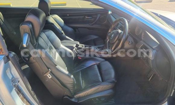 Acheter Occasion Voiture BMW 3–Series Gris à Beitbridge, Matabeleland South Acheter Occasion Voiture BMW 3–Series Gris à Beitbridge, Matabeleland South