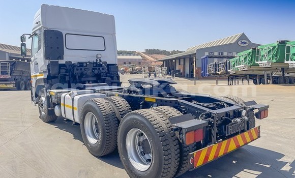 Acheter Occasion Utilitaire Nissan UD Blanc à Masvingo, Masvingo Acheter Occasion Utilitaire Nissan UD Blanc à Masvingo, Masvingo