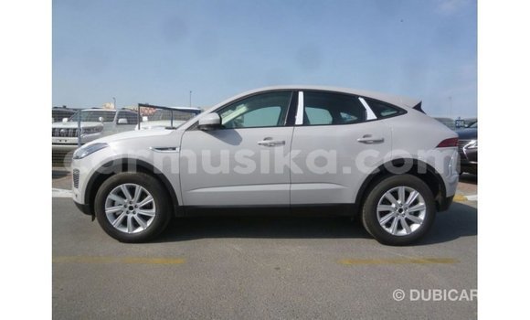 Nunua Imported Jaguar E-Pace Nyeupe Gari ndani ya Import - Dubai nchini Harare Nunua Imported Jaguar E-Pace Nyeupe Gari ndani ya Import - Dubai nchini Harare