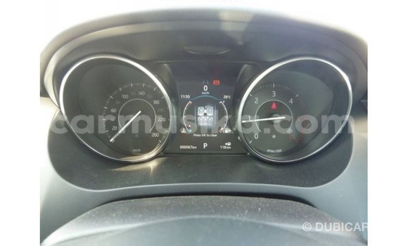 Nunua Imported Jaguar E-Pace Nyeupe Gari ndani ya Import - Dubai nchini Harare Nunua Imported Jaguar E-Pace Nyeupe Gari ndani ya Import - Dubai nchini Harare