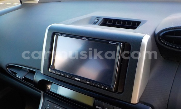 Buy Used Toyota Wish Red Car in Beitbridge in Matabeleland South Buy Used Toyota Wish Red Car in Beitbridge in Matabeleland South