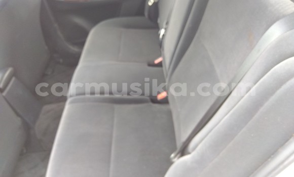 Acheter Occasion Voiture Toyota Allion Blanc à Beitbridge, Matabeleland South Acheter Occasion Voiture Toyota Allion Blanc à Beitbridge, Matabeleland South