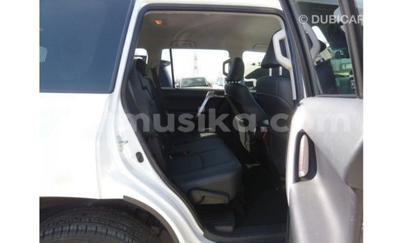 Tenga Imported Toyota Prado Chena Mota in Import - Dubai in Harare Tenga Imported Toyota Prado Chena Mota in Import - Dubai in Harare