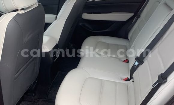 Nunua Ilio tumika Mazda CX-5 Nyekundu Gari ndani ya Beitbridge nchini Matabeleland Kusini Nunua Ilio tumika Mazda CX-5 Nyekundu Gari ndani ya Beitbridge nchini Matabeleland Kusini