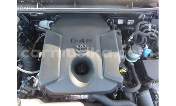 Tenga Imported Toyota Prado Chena Mota in Import - Dubai in Harare Tenga Imported Toyota Prado Chena Mota in Import - Dubai in Harare