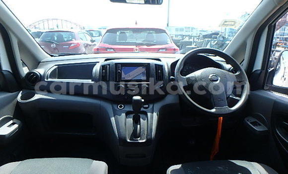 Buy Used Nissan NV200 White Car in Beitbridge in Matabeleland South Buy Used Nissan NV200 White Car in Beitbridge in Matabeleland South