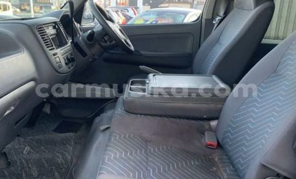 Tenga Tsaru Nissan Caravan Sirivha Mota in Beitbridge in Matabeleland South Tenga Tsaru Nissan Caravan Sirivha Mota in Beitbridge in Matabeleland South