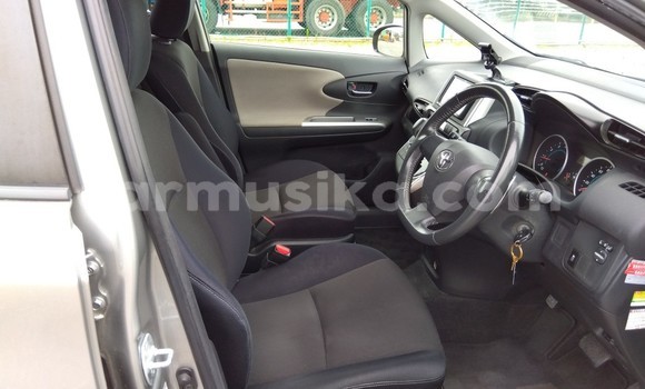 Tenga Tsaru Toyota Wish Sirivha Mota in Beitbridge in Matabeleland South Tenga Tsaru Toyota Wish Sirivha Mota in Beitbridge in Matabeleland South