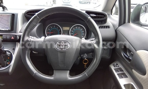 Tenga Tsaru Toyota Wish Sirivha Mota in Beitbridge in Matabeleland South Tenga Tsaru Toyota Wish Sirivha Mota in Beitbridge in Matabeleland South