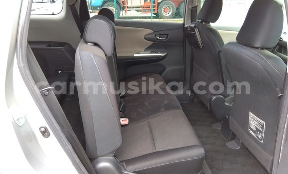 Tenga Tsaru Toyota Wish Sirivha Mota in Beitbridge in Matabeleland South Tenga Tsaru Toyota Wish Sirivha Mota in Beitbridge in Matabeleland South