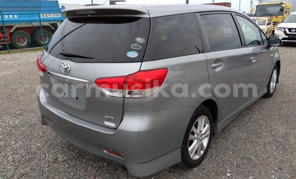 Tenga Tsaru Toyota Wish Sirivha Mota in Beitbridge in Matabeleland South Tenga Tsaru Toyota Wish Sirivha Mota in Beitbridge in Matabeleland South