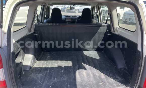 Acheter Occasion Voiture Toyota Probox Blanc à Beitbridge, Matabeleland South Acheter Occasion Voiture Toyota Probox Blanc à Beitbridge, Matabeleland South