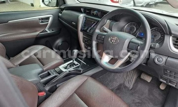 Buy Used Toyota Fortuner Silver Car in Beitbridge in Matabeleland South Buy Used Toyota Fortuner Silver Car in Beitbridge in Matabeleland South