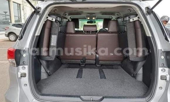 Buy Used Toyota Fortuner Silver Car in Beitbridge in Matabeleland South Buy Used Toyota Fortuner Silver Car in Beitbridge in Matabeleland South