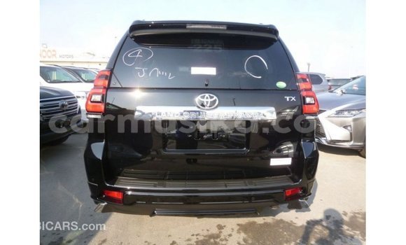 Nunua Imported Toyota Prado Nyeusi Gari ndani ya Import - Dubai nchini Harare Nunua Imported Toyota Prado Nyeusi Gari ndani ya Import - Dubai nchini Harare