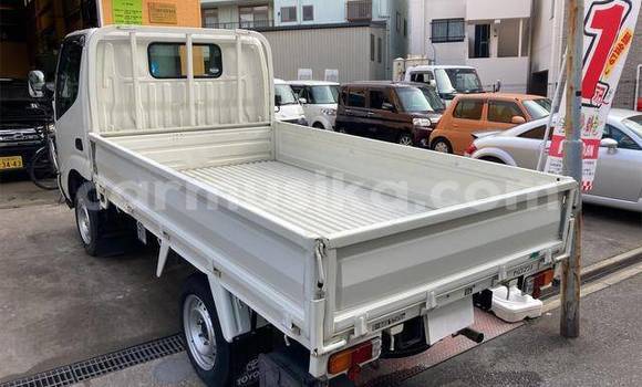 Buy Used Toyota Dyna White Truck in Avondale in Harare Buy Used Toyota Dyna White Truck in Avondale in Harare