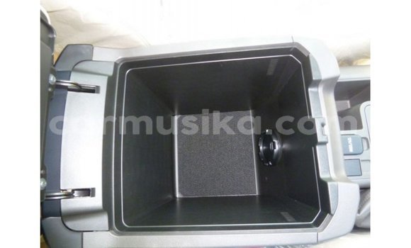 Nunua Imported Toyota Prado Nyeusi Gari ndani ya Import - Dubai nchini Harare Nunua Imported Toyota Prado Nyeusi Gari ndani ya Import - Dubai nchini Harare