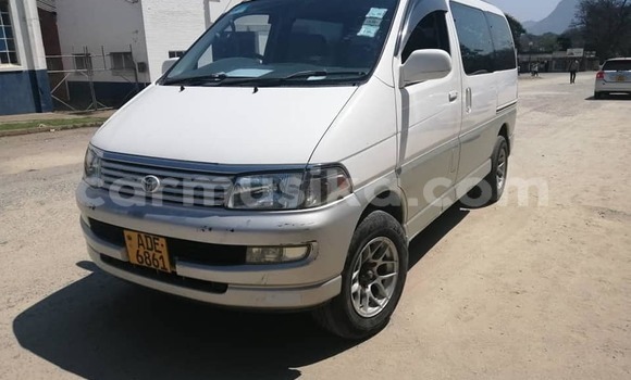 Buy Used Toyota Regius White Car in Harare in Harare