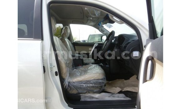 Buy Import Toyota Prado White Car in Import - Dubai in Harare Buy Import Toyota Prado White Car in Import - Dubai in Harare