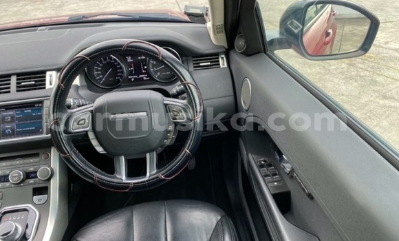 Acheter Occasion Voiture Land Rover Range Rover Evoque Rouge à Beitbridge, Matabeleland South Acheter Occasion Voiture Land Rover Range Rover Evoque Rouge à Beitbridge, Matabeleland South