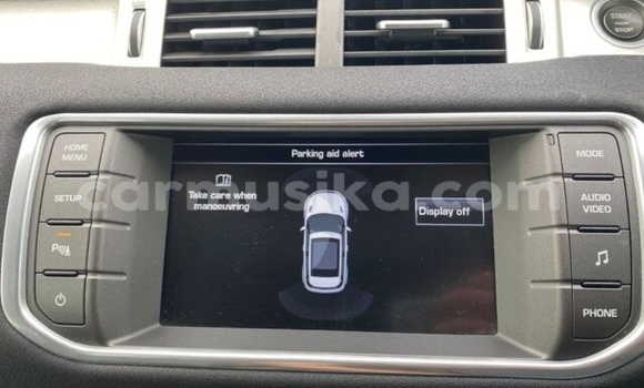 Acheter Occasion Voiture Land Rover Range Rover Evoque Rouge à Beitbridge, Matabeleland South Acheter Occasion Voiture Land Rover Range Rover Evoque Rouge à Beitbridge, Matabeleland South