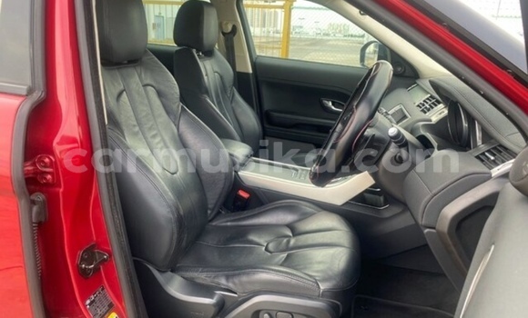 Acheter Occasion Voiture Land Rover Range Rover Evoque Rouge à Beitbridge, Matabeleland South Acheter Occasion Voiture Land Rover Range Rover Evoque Rouge à Beitbridge, Matabeleland South